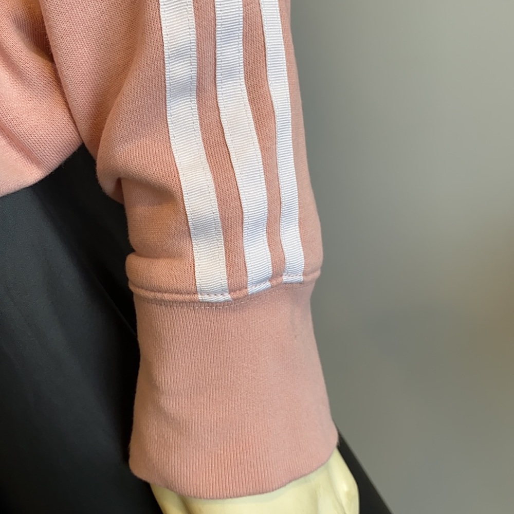 Adidas sweater - Picture 5 of 8